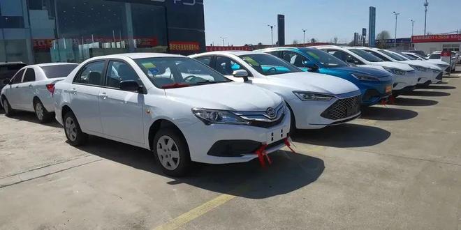 不仅是个消费品更是消耗品。老百姓买车需要明白的事车(图2)