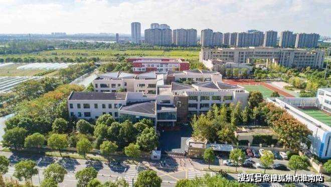 您-地址-价格-户型-小区环境-楼盘详情-交房时间-周边配套-售楼处电话兰香湖贰号(营销中心)首页网站-兰香湖贰号销售中心(售楼处)-楼盘欢迎(图24)